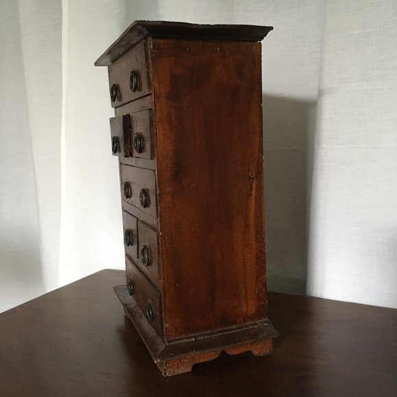 Vintage Stained Maple Wood Jewelry Box - Picture 2 of 9